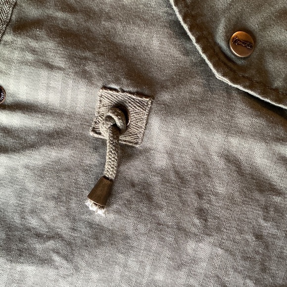 BOHO Nanette Lepore 100% Cotton Lightweight Trench Coat With Embroidered Arms - Picture 7 of 16